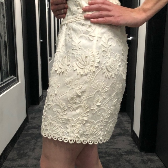 Zara mini skirt in white - Picture 6 of 8